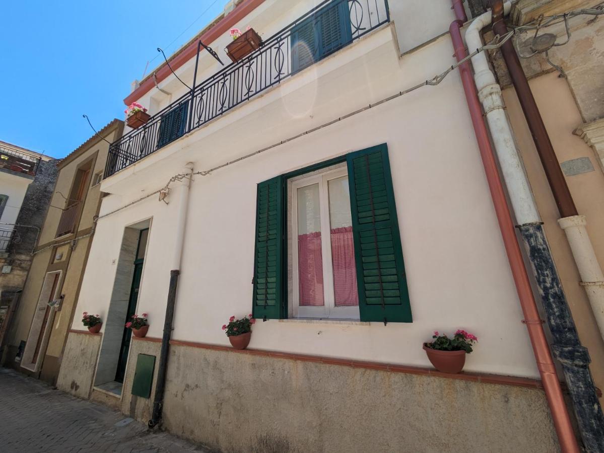 Casa Ficumora Apartment Модика Екстериор снимка