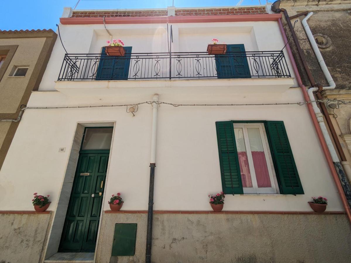 Casa Ficumora Apartment Модика Екстериор снимка